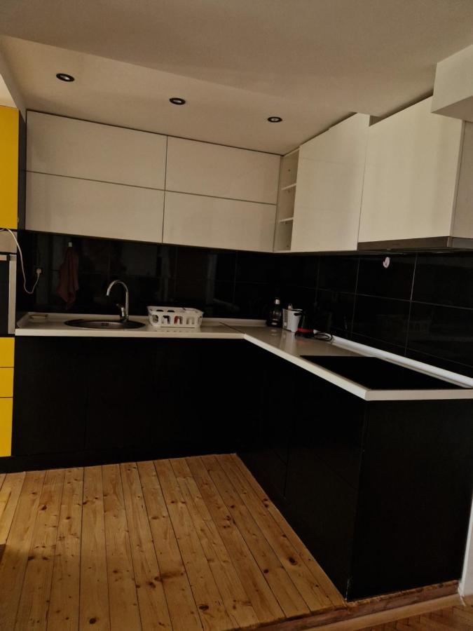 Comfy Center Apartment Skopje Esterno foto